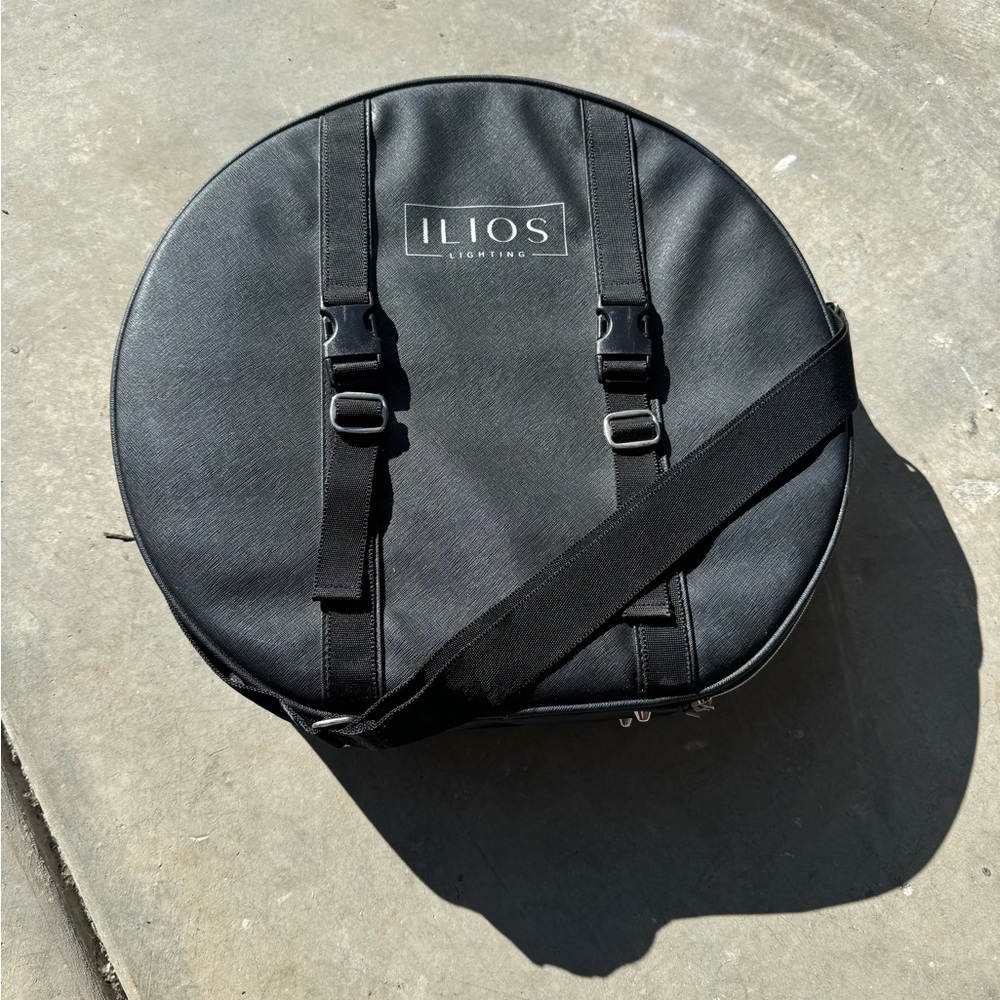 Ilios makeup mirror bag